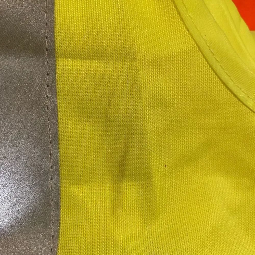 3M High-Visibility Yellow Reflective Personal Safety Vest Bundle of 3 - Picture 2 of 7